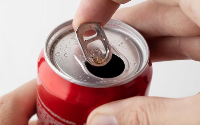 Məşhur içkilərin tərkibindəki bu maddə xərçəng yarada bilər - ÜST