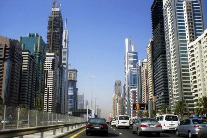 Dubaya gedən azərbaycanlılar - RAHAT MAŞIN SÜRƏ BİLƏCƏKLƏR - YENİLİK