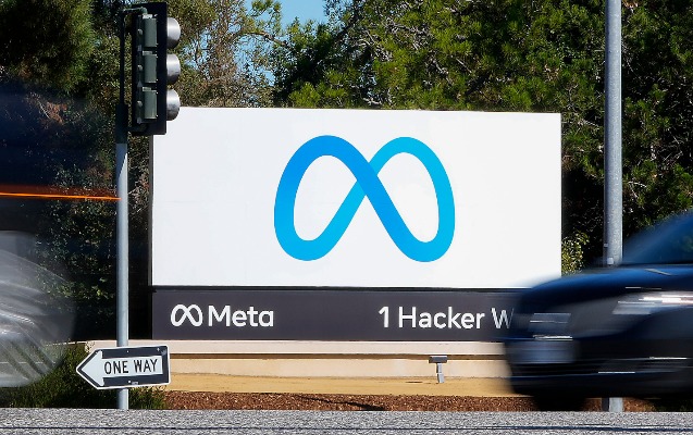 Meta şirkəti yarım milyard cərimələndi