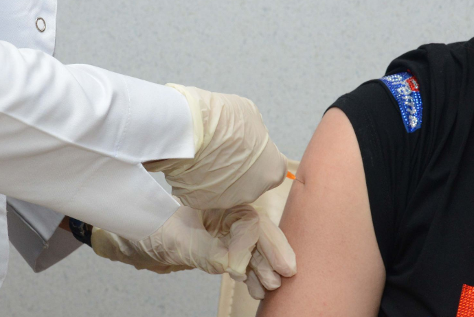 Peyvənd tələbi yenidən başlayır: ÜST Azərbaycanda 5 yaşdan yuxarı şəxslərə ikinci “buster” dozasının vurulmasını - TÖVSİYƏ EDİB