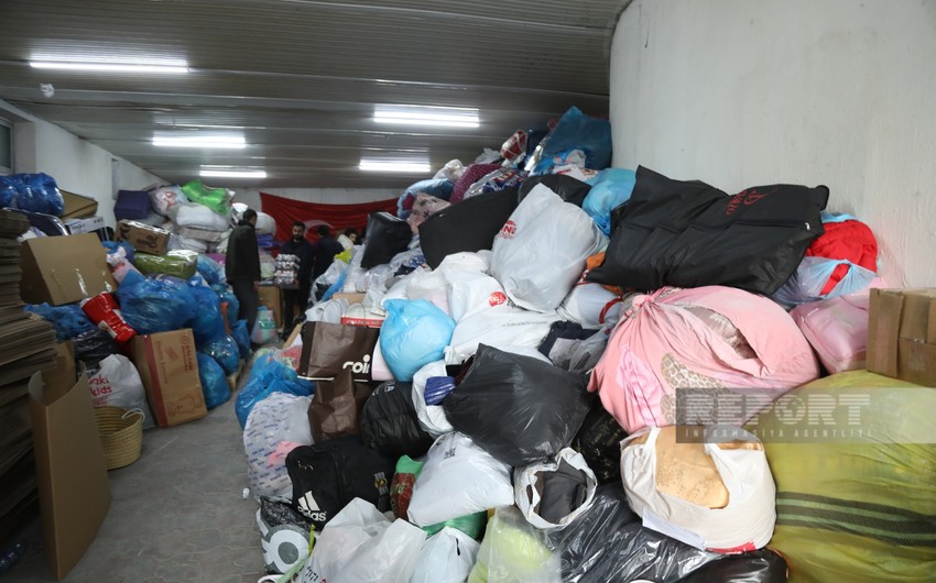 Səfirlik Türkiyəyə yardım etmək istəyənlərə müraciət edib: "Geyinilmiş paltarlar göndərməyin"