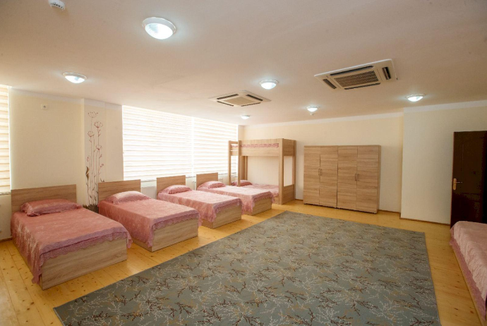 Azərbaycanda tələbələrin yataqxana problemi - yük valideynlərin çiyninə düşür - ARAŞDIRMA