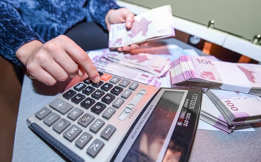 Bakıda orta əməkhaqqı 9 %-dən çox artıb