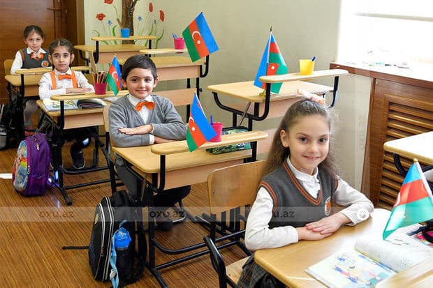 Bu məktəblərdə noyabrın 7-si dərs olacaq
