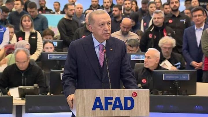 Türkiyədə zəlzələ nəticəsində ölənlərin sayı daha da artıb