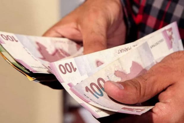 Bakı əhalisi 1000 manatdan çox maaş alır