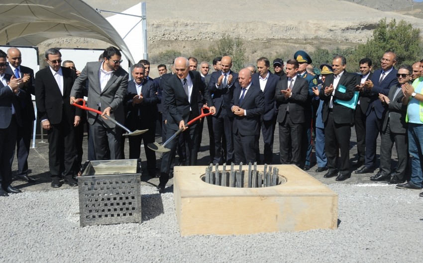 Zəngilanda Azərbaycanla İran arasında körpünün təməli qoyulub