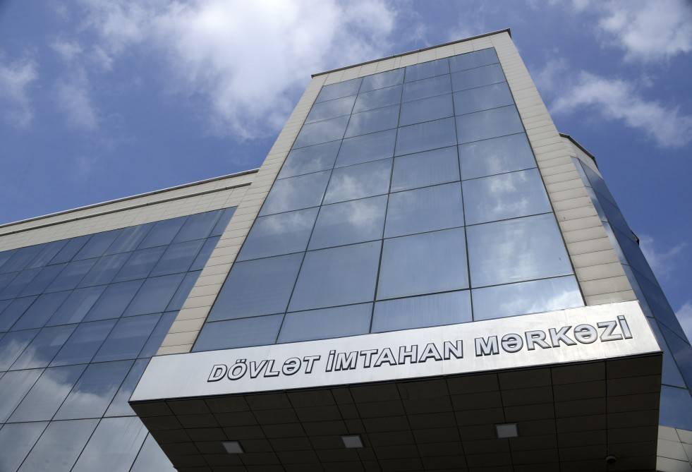DİM ən yüksək və ən aşağı keçid balı olan ixtisasları açıqlayıb