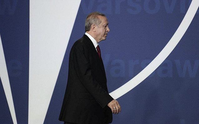 Türkiyə Finlandiya və İsveçin NATO-ya üzv olmasına razılıq verdi