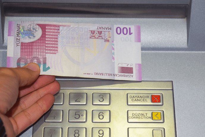 Əmək pensiyası hansı halda ləğv edilə bilər?