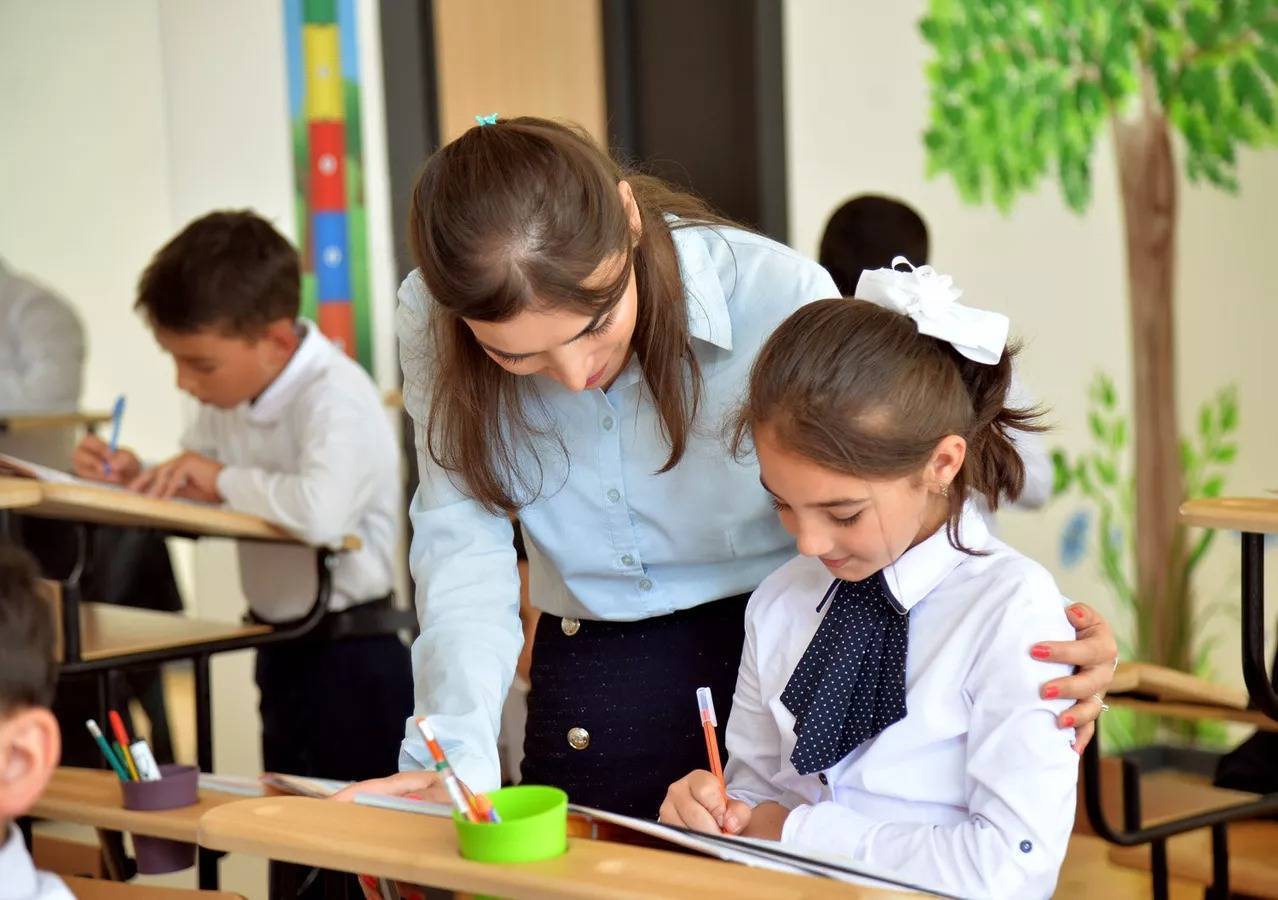 Bu müəllimlərin əməkhaqlarına əlavə 20 milyon manat yönəldiləcək